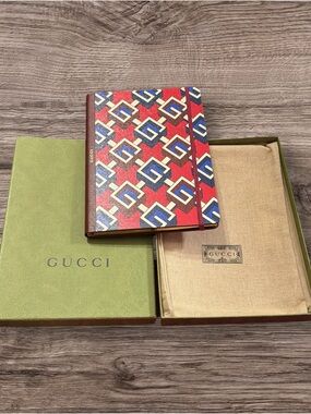 Gucci Geometric G Notebook